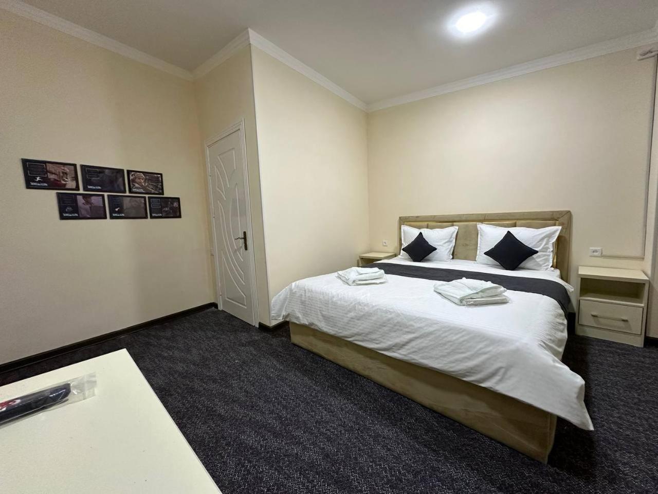 Home Alone Hotel Τασκένδη Εξωτερικό φωτογραφία